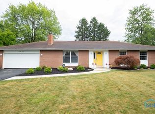 1121 Inverness Dr, Findlay, OH 45840