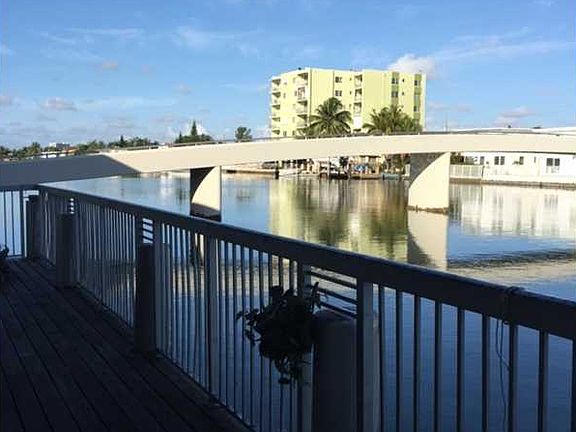 4th image of 8080 Tatum Waterway Dr APT 5