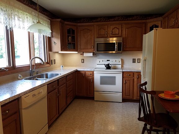 2nd image of 6503 Leisure Creek Dr SE