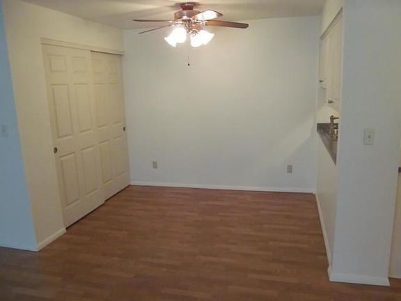 3rd image of 8550 W Waterford Ave APT 1