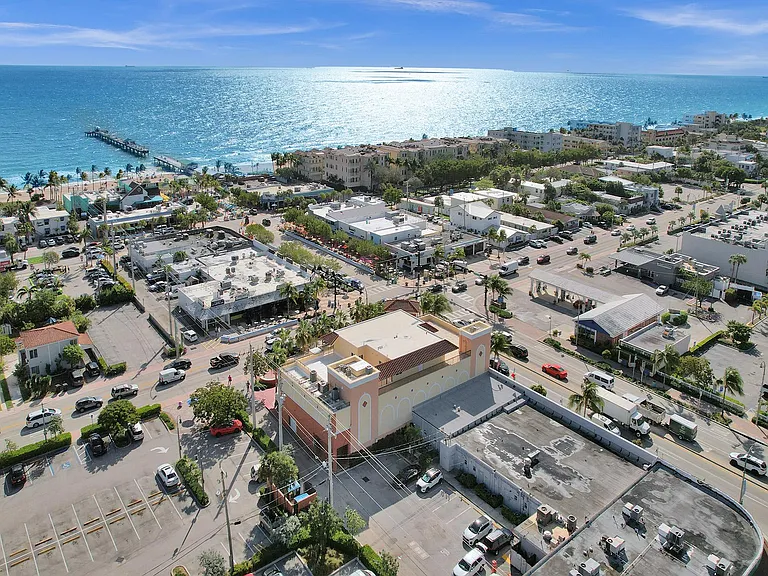 4405 N Ocean Dr #201 — Photo 13
