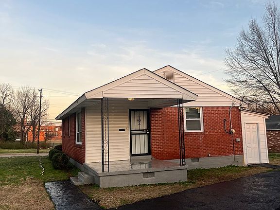 2nd image of 511 Jenson Rd