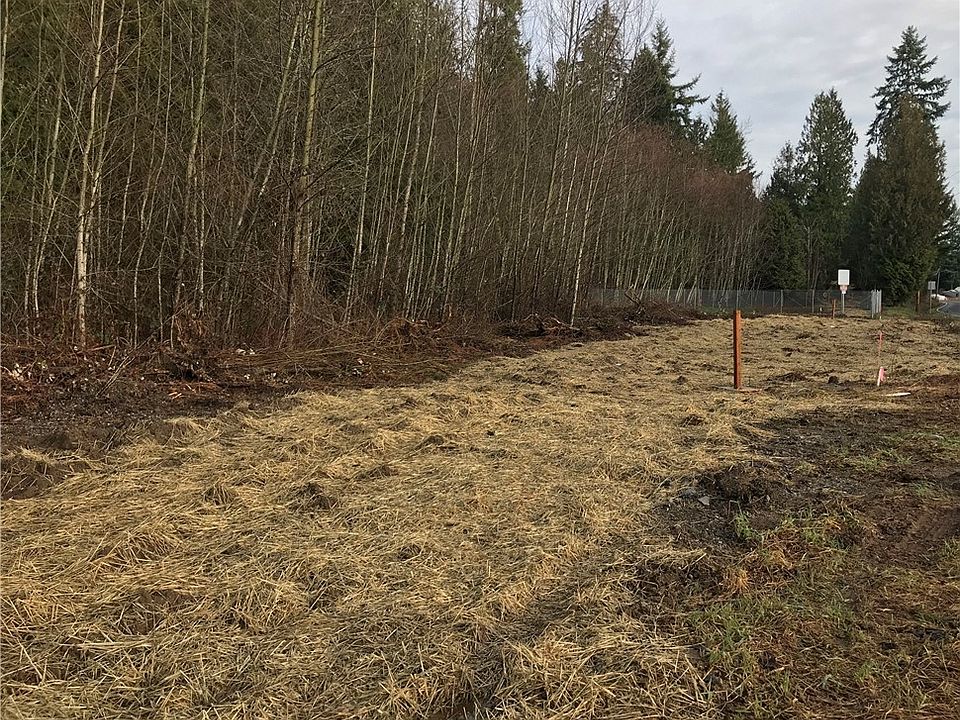 2nd image of 9922 Angeline Rd E
