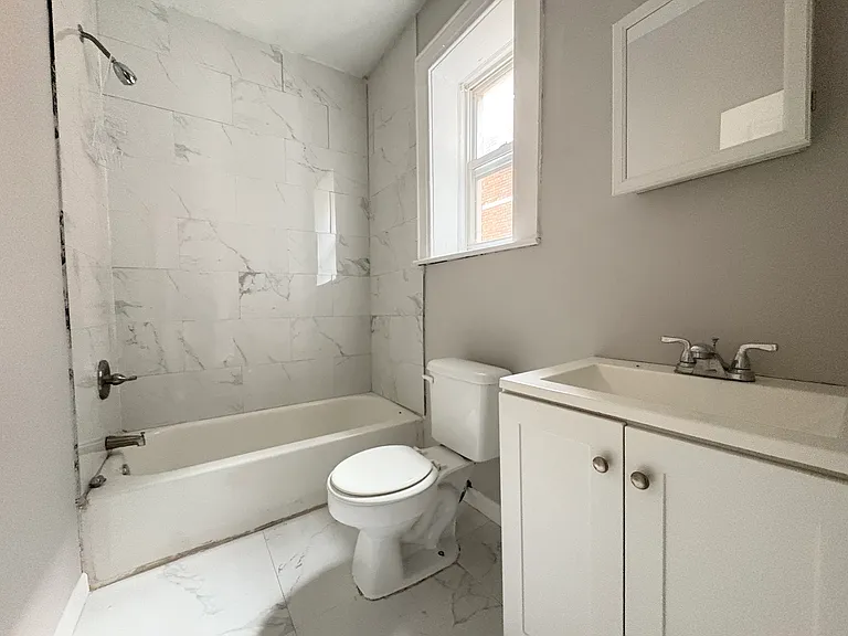 691 Elizabeth Ave #68 — Photo 6