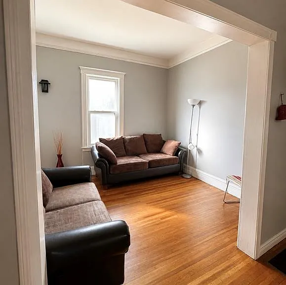 272 McKay Ave — Photo 6