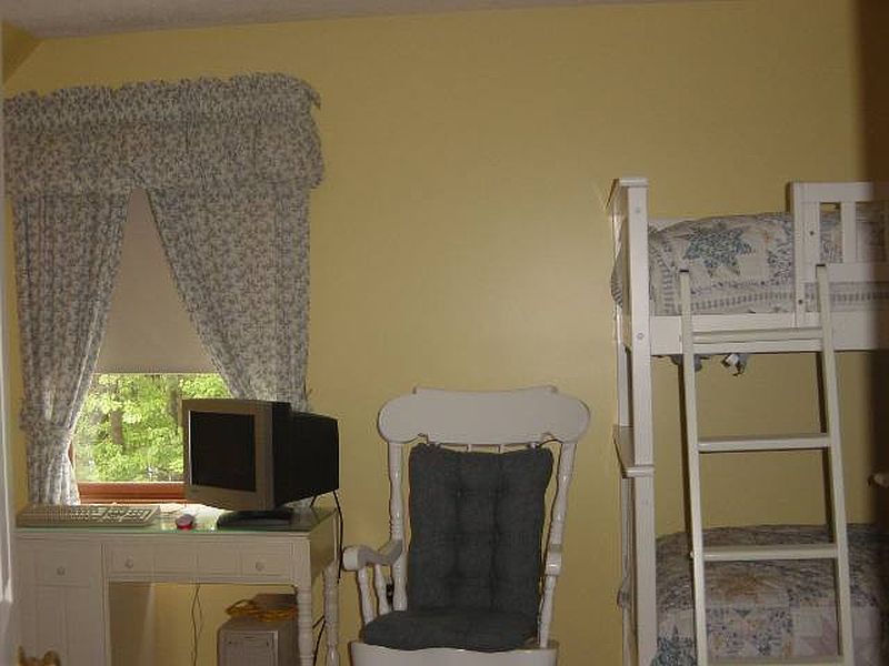 5th image of 4 SNOWBERRY Lane