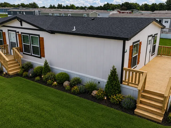 The Renegade Plan, Pradera Estates