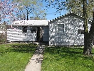 1st image of 15833 West Ave