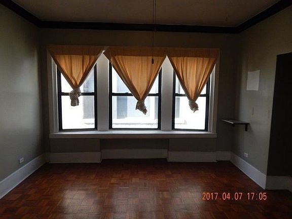 5th image of 5247 S Michigan Ave APT 3
