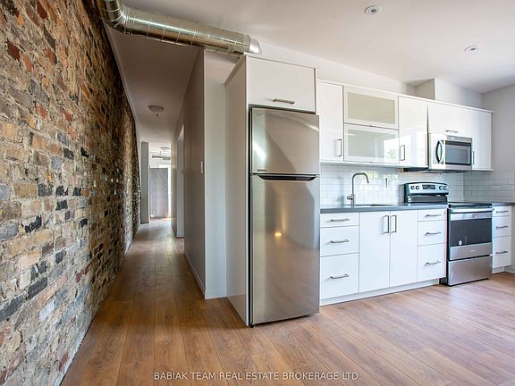 2nd image of 185 Jane St #3