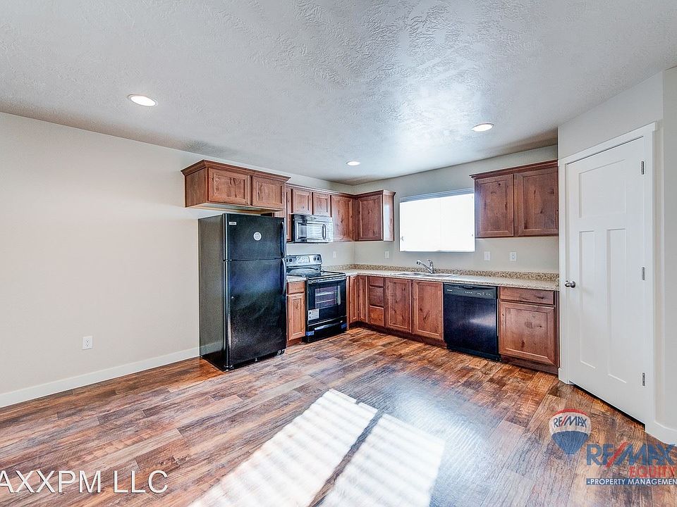 1st image of 14387 S Ferndale Way