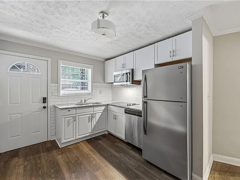 21 Delmont Dr NE #3 — Photo 7