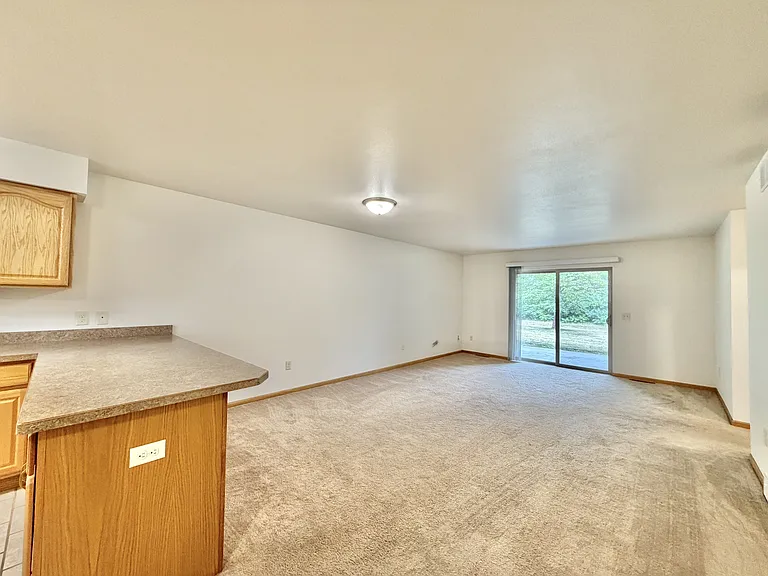 121 Sater St #1 — Photo 8