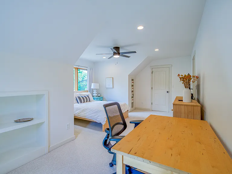 9 Boyd Ave — Photo 84