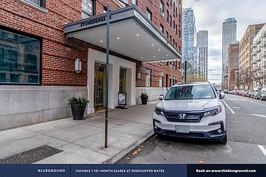 Rented by The Blueground