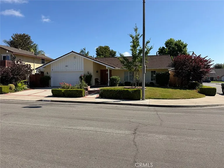 26652 Pepita Dr — Photo 1