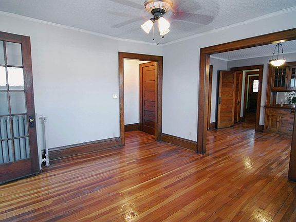 3rd image of 1729 Hague Ave APT 3