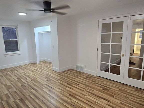 3rd image of 1708 10th St #A
