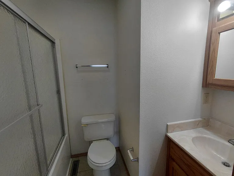 20304 Skyview Dr — Photo 10