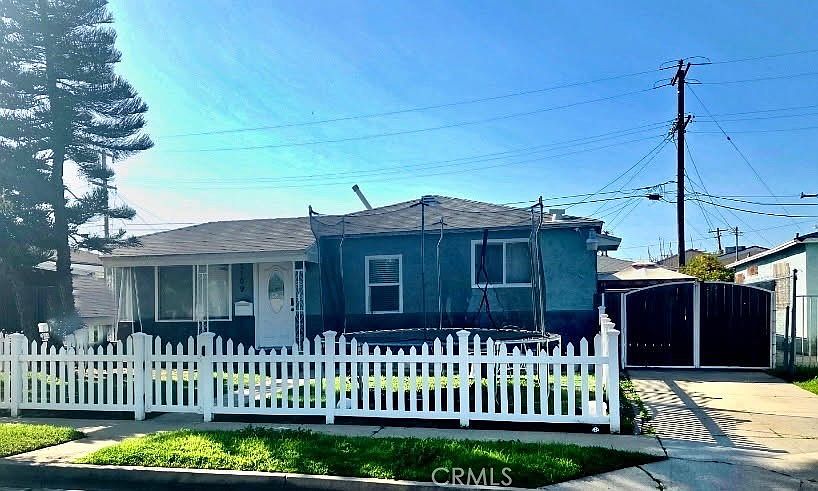 1st image of 2109 N Bahama Ave