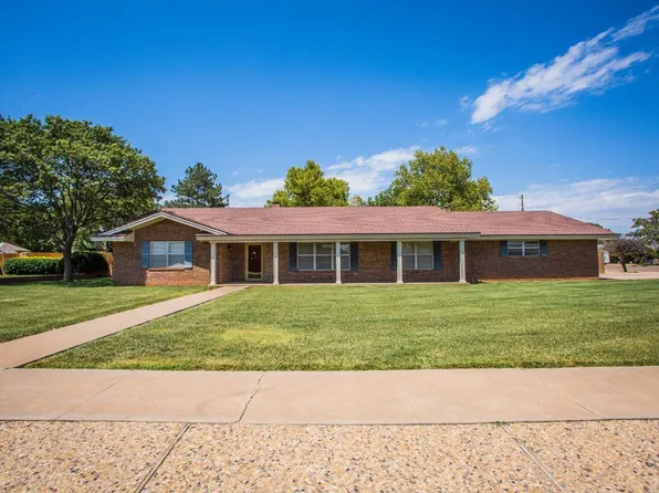 900 W Mississippi St, Floydada, TX 79235