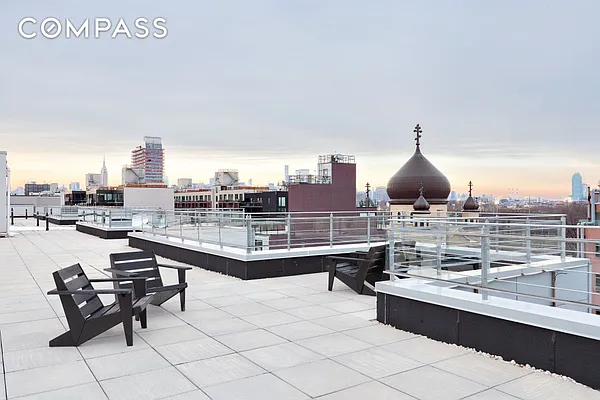 Sold by Compass | media 23