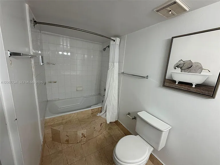 7601 E Treasure Dr #2220 — Photo 6