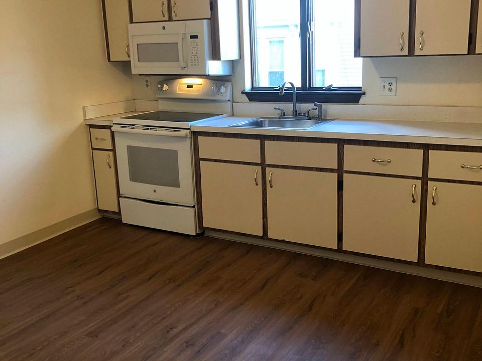 1st image of 177 Essex St APT 2