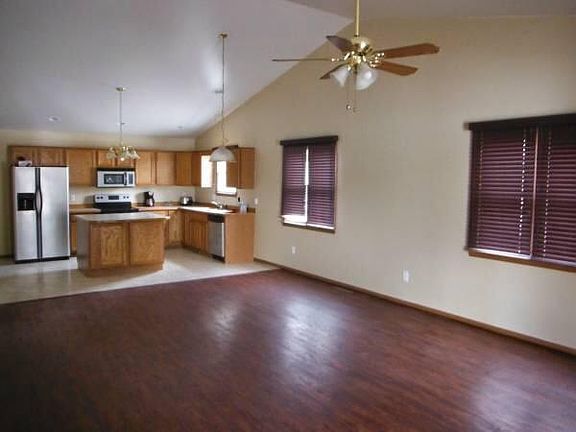 2nd image of 3074 Silverwood Dr