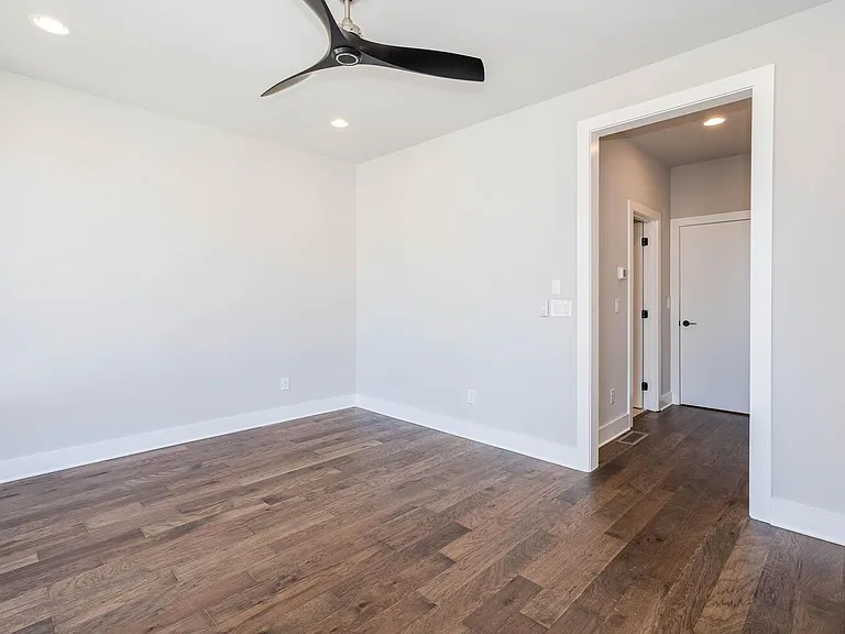 673 Ethel St NW — Photo 40