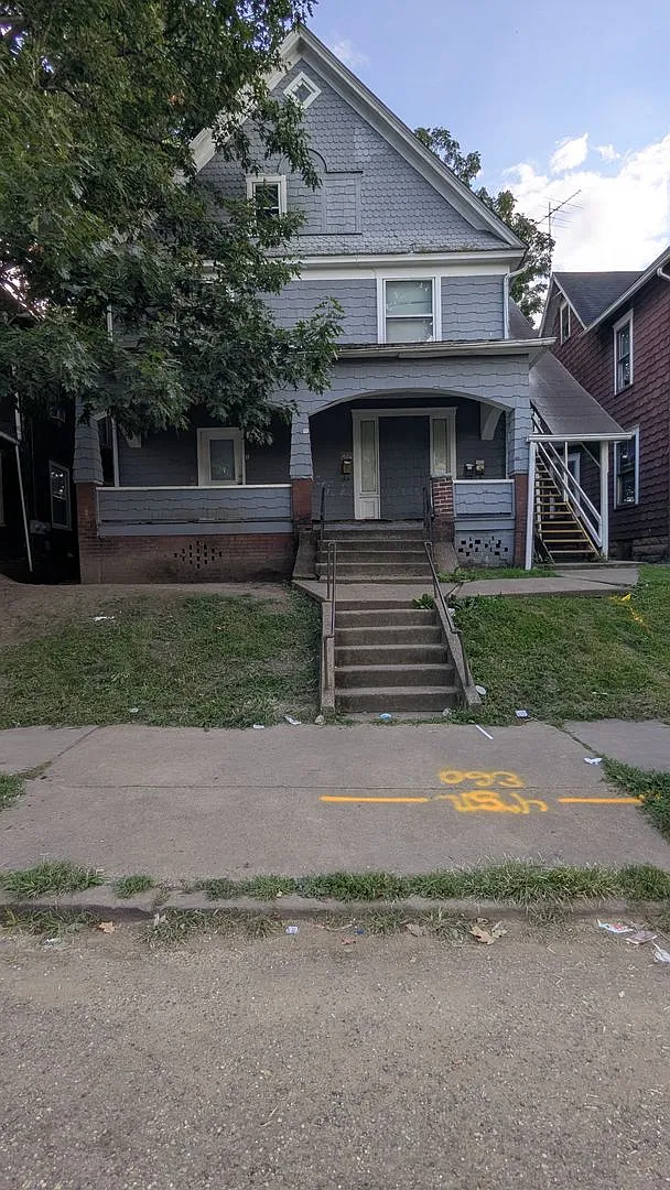 Schonfeld Holdings, LLC (916 6th St) — Photo 2