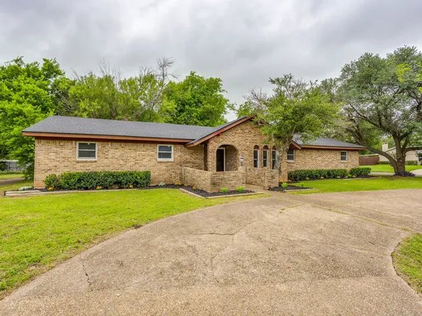 116 N Old Temple Rd, Hewitt, TX 76643