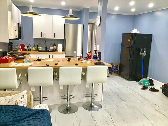 2nd image of 35 Preston A #35