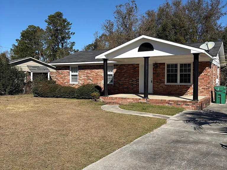 1200 Melissa Dr — Photo 9
