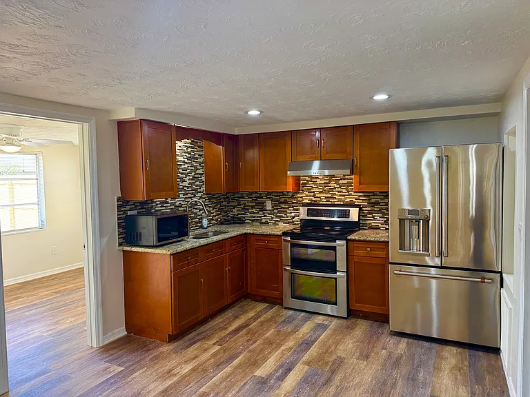 3548 Umber Rd — Photo 1