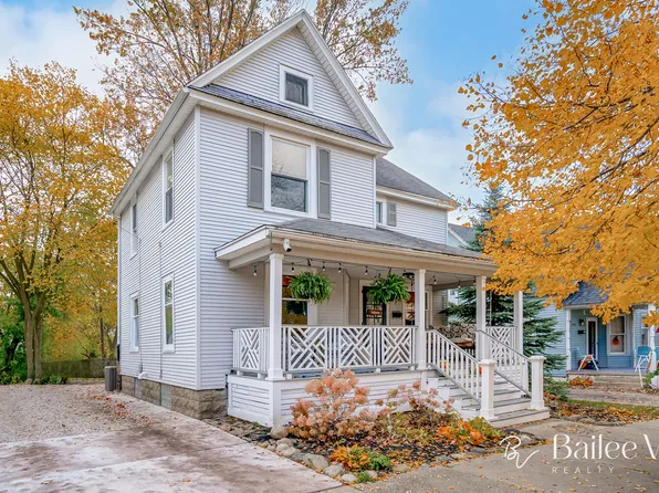 1030 Fairmount St SE, Grand Rapids, MI 49506