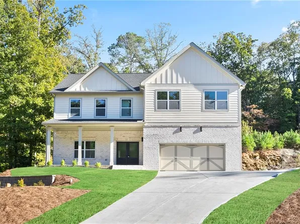 2110 Wood Valley Dr, Loganville, GA 30052