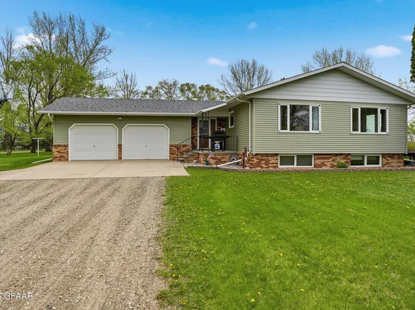20052 270th St SW, Crookston, MN 56716