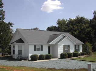 618 Canary Ct, Wingate, NC 28174