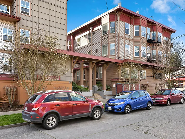 Loski Apartments — Photo 7