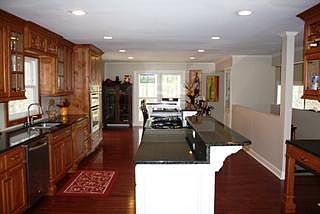 4th image of 103 Ashford Pl