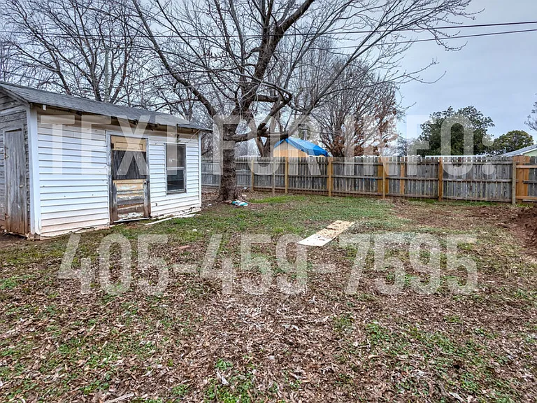 1941 W Spruce Ave — Photo 20