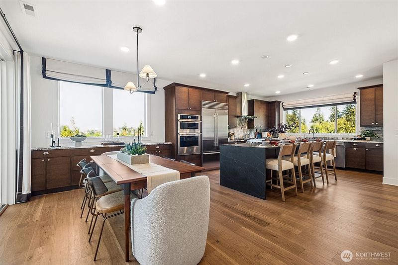 3rd image of 13736 SE 85th Street #32