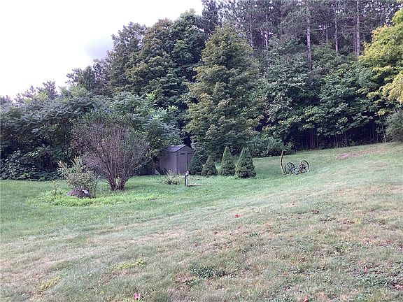 4th image of 631 Park Hill Rd