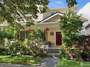 7021 Carmichael Avenue SE, Snoqualmie, WA 98065