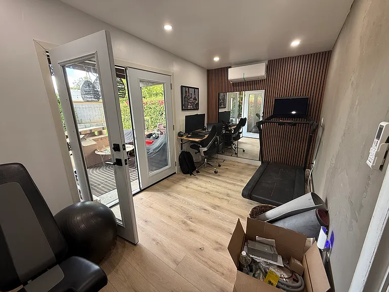 12212 N 36th Pl — Photo 11