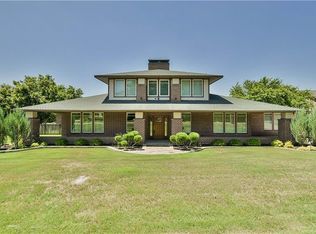 9208 Ravenswood Rd, Granbury, TX 76049