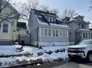 3 Willow St, Rochester, NY 14606