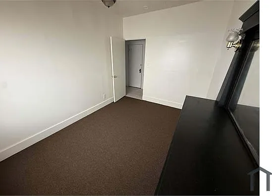 647 Linden Ave #1 — Photo 7