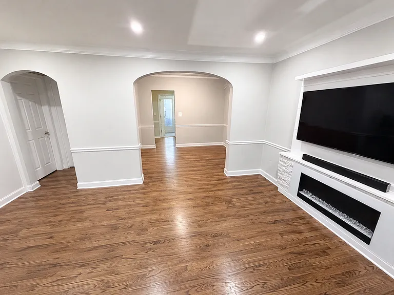 417 McArthur Dr — Photo 3